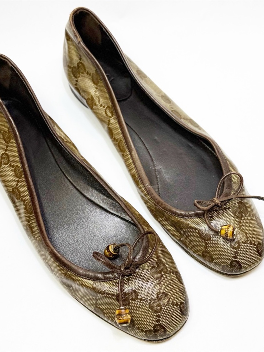Gucci Brown GG Ballet Flats with Brown Trim and Bead Accents size 37G